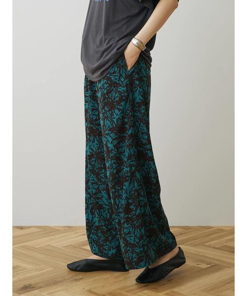 CRAFT STANDARD BOUTIQUE（クラフトスタンダードブティック）の「アートフラワーイージーパンツ（その他パンツ・レディース・アイボリー/グリーン・FREE）」の15枚目の写真