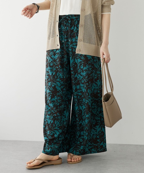 ♡出品 Cotton Stripe Ivy Flower Embroidery Pants | Pasand by ne