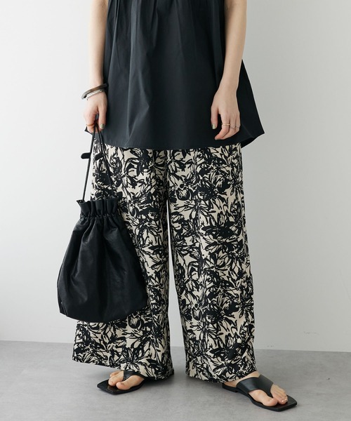 CRAFT STANDARD BOUTIQUE（クラフトスタンダードブティック）の「アートフラワーイージーパンツ（その他パンツ・レディース・アイボリー/グリーン・FREE）」の2枚目の写真