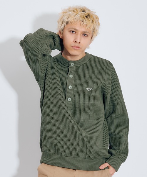 FCMM(エフシーエムエム)の「【日本限定アイテム】WAFFLE KNIT SWEATER/ワッフルニットセーター(ニット/セーター・メンズ・アイボリー/ブルー/グリーン・MEDIUM/LARGE)」の16枚目の写真