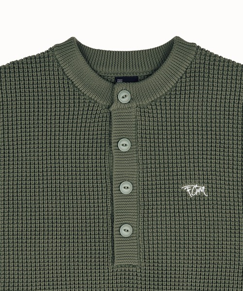 FCMM(エフシーエムエム)の「【日本限定アイテム】WAFFLE KNIT SWEATER/ワッフルニットセーター(ニット/セーター・メンズ・アイボリー/ブルー/グリーン・MEDIUM/LARGE)」の7枚目の写真