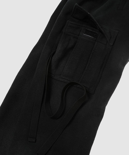 DAIRIKU(ダイリク)の「"Water-repellent"Cargo Sweater Pants(スウェットパンツ・メンズ・イエロー/ブラック/パープル・M/L)」の4枚目の写真