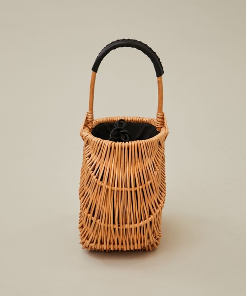 TSURU by Mariko Oikawa（ツルバイマリコオイカワ）の「【TSURU by MARIKO OIKAWA(ツルバイマリコオイカワ)】Mickleton/レザーハンドル巾着付きかごバッグ（かごバッグ・レディース・ブラック・FREE）」の8枚目の写真