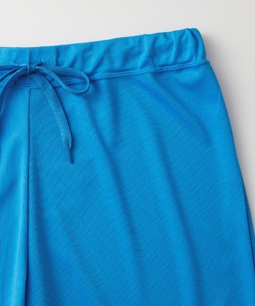 UMBRO(アンブロ)の「umbro/アンブロ ハーフパンツ ワンポイントロゴ メッシュ 吸汗速乾(その他アンダーウェア/インナー・メンズ・ブルー/ターコイズブルー・MEDIUM/LARGE)」の4枚目の写真