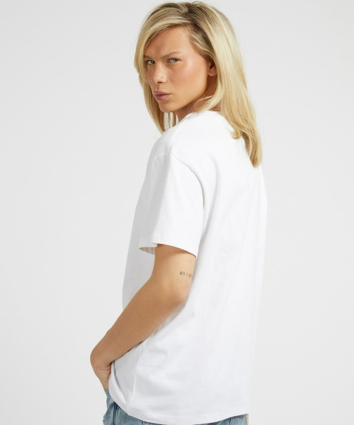 Guess（ゲス）の「Eco Moisey Logo Tee（Tシャツ/カットソー・メンズ・ライトグリーン/ホワイト・MEDIUM/LARGE/X-LARGE/SMALL）」の5枚目の写真