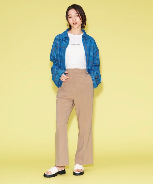 FOREVER 21(フォーエバー トゥエンティーワン)の「【BASIC】カラーストレートパンツ(スラックス・レディース・ブラック/チャコールグレー/グリーン/ベージュ・MEDIUM/SMALL)」の20枚目の写真
