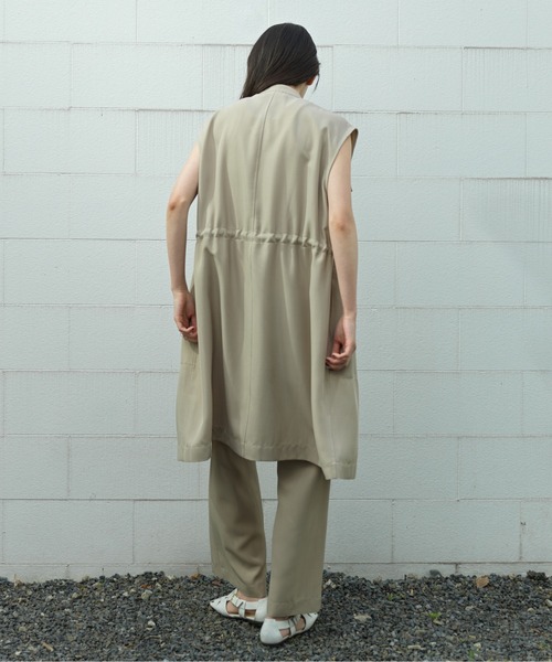 GALLARDAGALANTE（ガリャルダガランテ）の「タックイージーパンツ