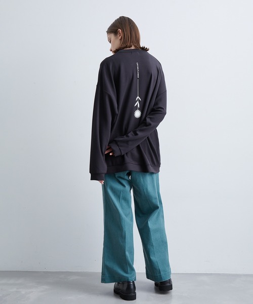 JUNRED（ジュンレッド）の「フラワープリントロングTシャツ（Tシャツ/カットソー・メンズ・グリーン/ブラック/ホワイト・S/L/M）」の13枚目の写真
