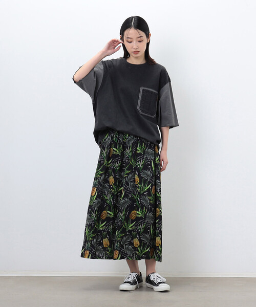 Purple&Yellow(パープルアンドイエロー)の「ポケット付き デニムTシャツ(Tシャツ/カットソー・メンズ・ライトインディゴブルー/ブラック・SMALL/LARGE/MEDIUM)」の6枚目の写真