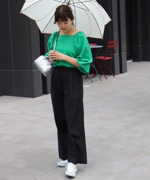 撥水タックパンツ