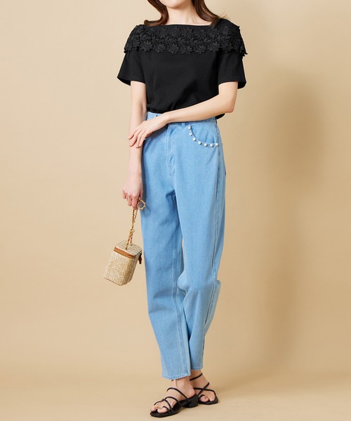alotta(アロッタ)の「オフショル風レースデザイントップス(Tシャツ/カットソー・レディース・ブラック/ホワイト/サックスブルー・LL/L/M/3L)」の6枚目の写真