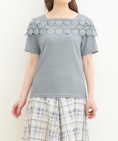 alotta(アロッタ)の「オフショル風レースデザイントップス(Tシャツ/カットソー・レディース・ブラック/ホワイト/サックスブルー・LL/L/M/3L)」の9枚目の写真