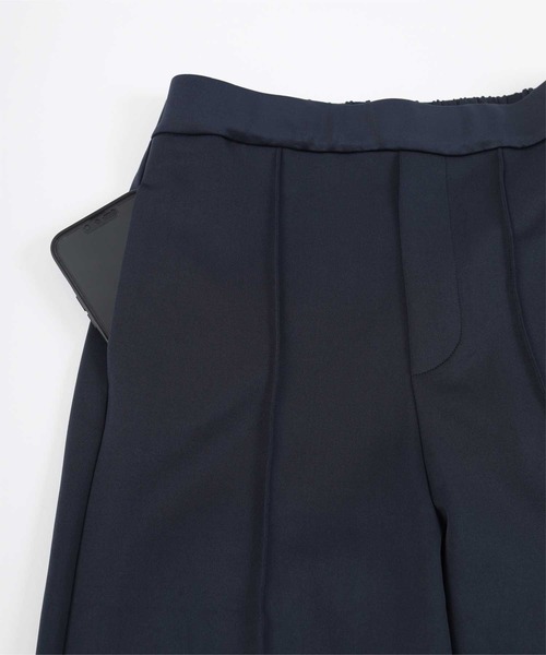 UR'S（ユアーズ）の「ボンディングセンターピンタックワイドパンツ（その他パンツ・レディース・ネイビー/ブラック/ライトブルー/ホワイト・S/M/L）」の8枚目の写真