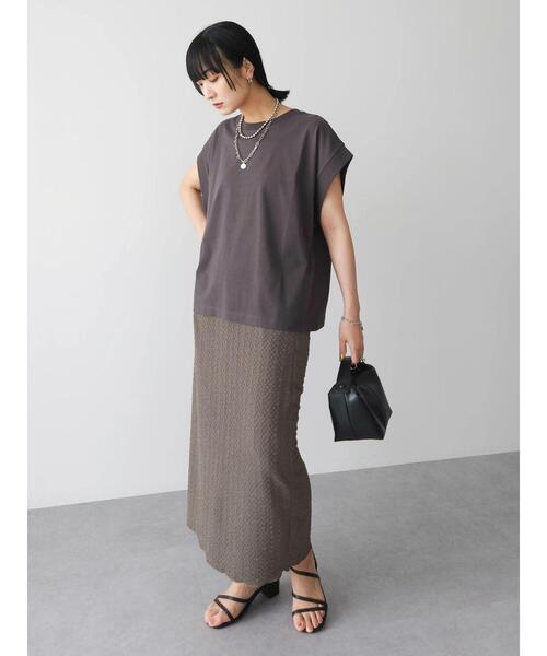 Sugar spoon（シュガースプーン）の「・SUGAR　SPOON　フレンチリブTシャツ（Tシャツ/カットソー・レディース・チャコールグレー/オフホワイト/ブラック/ブラウン・FREE）」の12枚目の写真