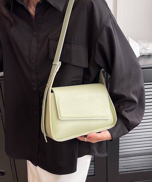 Dewlily(デューリリー)の「アシンメトリーショルダーバッグ(ショルダーバッグ・レディース・ダークブラウン/ブラック/ホワイト系その他/グリーン/ホワイト・FREE)」の19枚目の写真