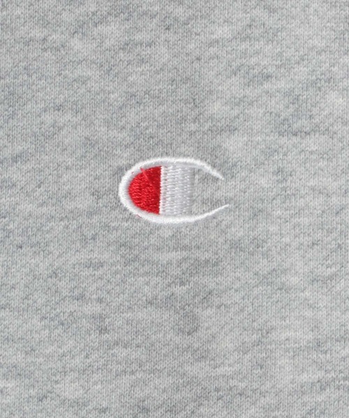 Champion（チャンピオン）の「Champion/チャンピオン コットンUSA 裏起毛 ロゴワッペン ワンポイント刺繍 クルーネック スウェット トレーナー/レディース メンズ（スウェット・メンズ・ダークグレー/オートミール/グレー/ネイビー/ブラック/ダークグリーン/オリーブ・M/L/XL）」の12枚目の写真