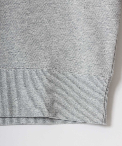 Champion（チャンピオン）の「Champion/チャンピオン コットンUSA 裏起毛 ロゴワッペン ワンポイント刺繍 クルーネック スウェット トレーナー/レディース メンズ（スウェット・メンズ・ダークグレー/オートミール/グレー/ネイビー/ブラック/ダークグリーン/オリーブ・M/L/XL）」の9枚目の写真