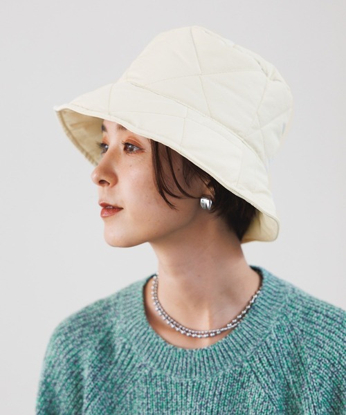 LEPSIM（レプシィム）の「キルティングリバーシブルバケハ　970221（ハット・レディース・ブラック/アイボリー・ONE SIZE）」の2枚目の写真