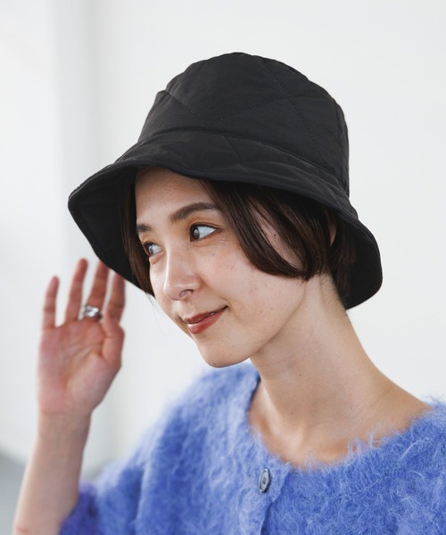 LEPSIM（レプシィム）の「キルティングリバーシブルバケハ　970221（ハット・レディース・ブラック/アイボリー・ONE SIZE）」の3枚目の写真