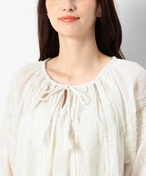 Another Edition（アナザーエディション）の「■ヨウリュウ刺しゅうブラウス/ AEBC Cﾖｳﾘｭｳ EMBR BL◆（シャツ/ブラウス・レディース・ホワイト/オレンジ・フリー）」の6枚目の写真