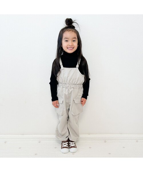 BREEZE（ブリーズ）の「2WAYサロペット（サロペット/オーバーオール・キッズ・ベージュ/カーキ・120/80/100/140/110/130/90）」の3枚目の写真