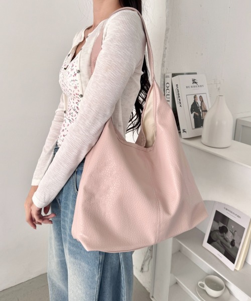 Loueme（ルエム）の「ワンハンドルPUレザートートバッグ【A4サイズ対応