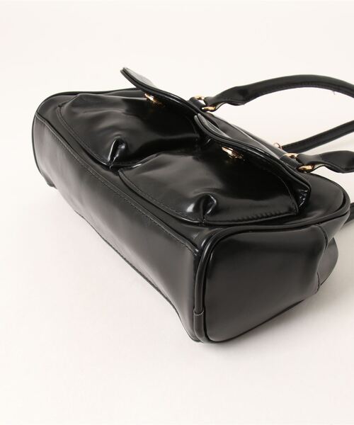 SPINNS（スピンズ）の「【3色カラー展開】フェイクレザー ポケット