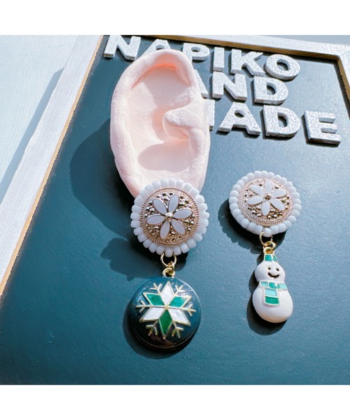 NAPIKO】スノーマン☆ゆらゆら！！丸型☆ビーズ刺繍◇ホワイト