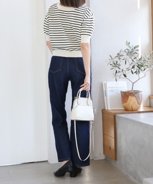 VIVIAN(ヴィヴィアン)の「ポインテッドトゥビジューバックルストラップパンプス(パンプス・レディース・シルバー/ブラック/アイボリー・S/M/L/LL)」の4枚目の写真