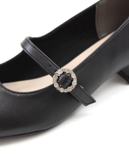 VIVIAN(ヴィヴィアン)の「ポインテッドトゥビジューバックルストラップパンプス(パンプス・レディース・シルバー/ブラック/アイボリー・S/M/L/LL)」の18枚目の写真