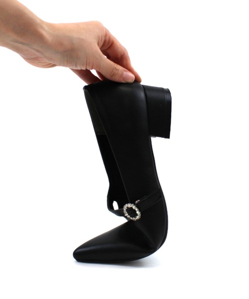 VIVIAN(ヴィヴィアン)の「ポインテッドトゥビジューバックルストラップパンプス(パンプス・レディース・シルバー/ブラック/アイボリー・S/M/L/LL)」の22枚目の写真