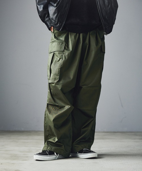 LAKOLE（ラコレ）の「TCPUライトカーゴパンツ / 994610（カーゴパンツ・メンズ・オリーブ/オフホワイト/グレー/ブラック/ブラウン・LARGE/SMALL/MEDIUM）」の16枚目の写真