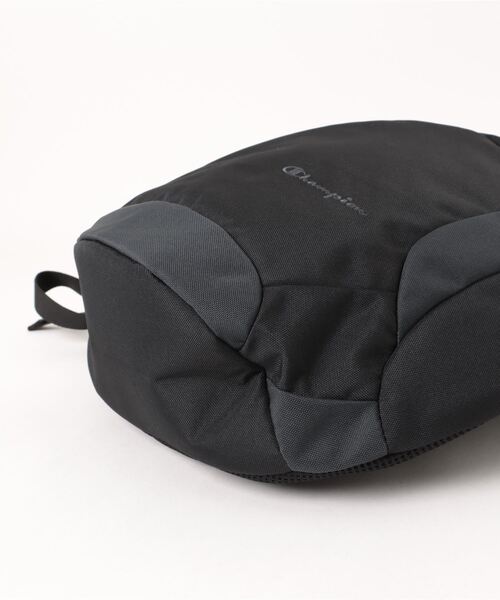 Champion(チャンピオン)の「Champion/チャンピオン ブライアン ショルダーバッグ B4サイズ 14L 塾バッグ No.63826(ショルダーバッグ・キッズ・ネイビー/ブラック/カーキ・FREE)」の6枚目の写真