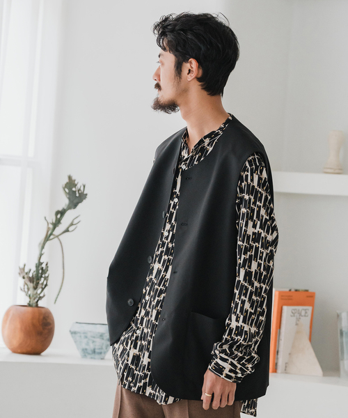 EDIFICE(エディフィス)の「Vintage mills ジレ(ベスト・メンズ・グレー/ブラック・MEDIUM/LARGE)」の8枚目の写真