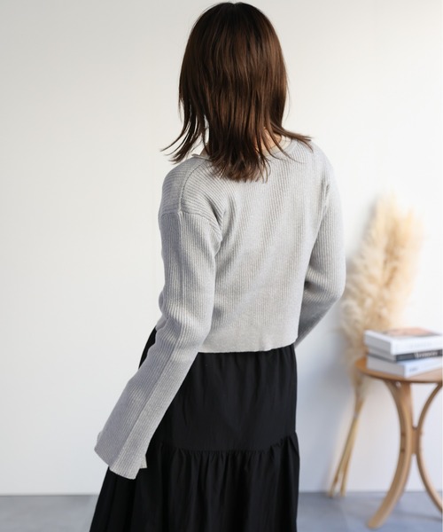 ap retro(アプレトロ)の「ラメ混リブVネックニットカーディガン / ニットカーディガン(カーディガン/ボレロ・レディース・ネイビー/グレー/アイボリー/ライトブルー・FREE)」の16枚目の写真