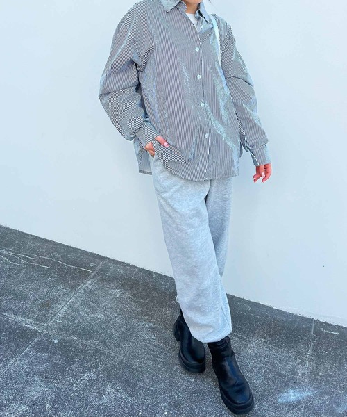 frunco(フランコ)の「ストライプシャツ(シャツ/ブラウス・レディース・グリーン/ピンク/パープル/ネイビー/ブルー/ブラック・FREE)」の15枚目の写真