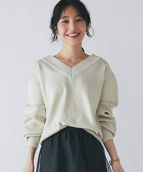 ラブティックボンボン　Vネックラメセーター La boutique BonBon（ラブティックボンボン）の「Vネック