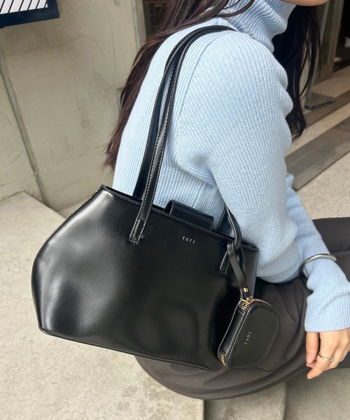 loti（ロティ）の「【2色展開】loti ポーチ付きハンドバッグ（ハンドバッグ・レディース・ブラウン/ブラック・ONE SIZE）」の18枚目の写真