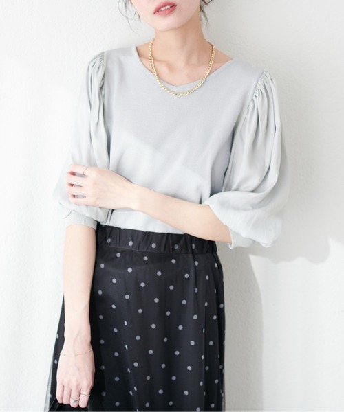 natural couture(ナチュラルクチュール)の「異素材ボリューム袖2WAYニット(ニット/セーター・レディース・ラベンダー/アイボリー/サックスブルー/ブラック・FREE)」の17枚目の写真