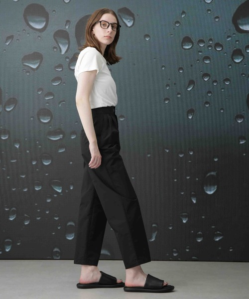 Apo(s)ture(アポスチャー)の「ARIA-005/撥水ナイロンハイウエストワイドパンツ(その他パンツ・レディース・グレー/ブラック/アイボリー/ベージュ・XS/S/M/L/XL)」の12枚目の写真