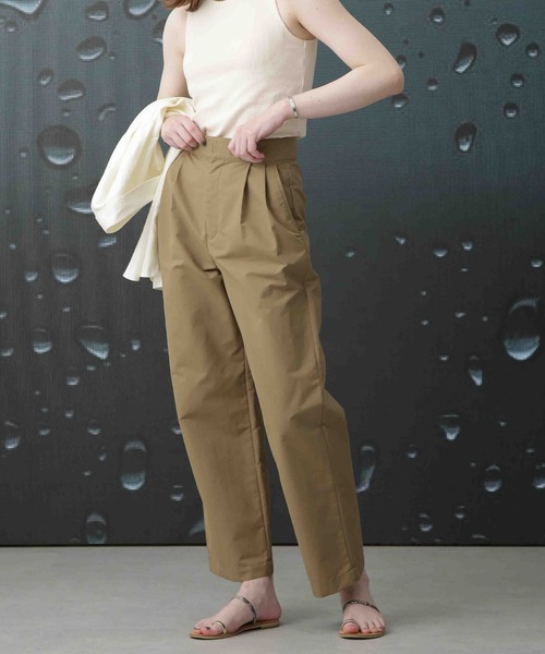 Apo(s)ture(アポスチャー)の「ARIA-005/撥水ナイロンハイウエストワイドパンツ(その他パンツ・レディース・グレー/ブラック/アイボリー/ベージュ・XS/S/M/L/XL)」の8枚目の写真