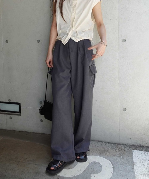 CORNERS（コーナーズ）の「スラックスカーゴパンツ（カーゴパンツ・レディース・グレー/ブラック/ブラウン・M）」の2枚目の写真