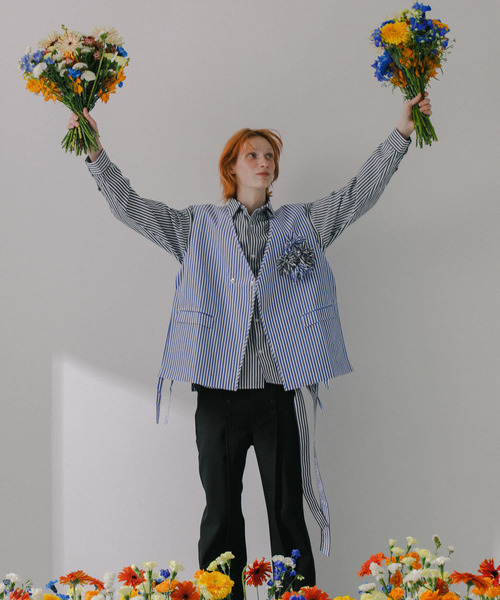 SENSE OF PLACE by URBAN RESEARCH(センスオブプレイスバイアーバンリサーチ)の「hxcyyd × SOP ストライプフラワーコサージュシャツベスト(UNISEX)(ベスト・メンズ・その他1/その他2・MEDIUM/LARGE)」の14枚目の写真