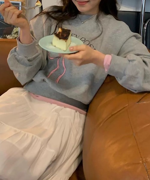 LAFFMO（ラフモ）の「リボンプリントスウェット（スウェット・レディース・ベージュ/グレー/ネイビー・F）」の4枚目の写真