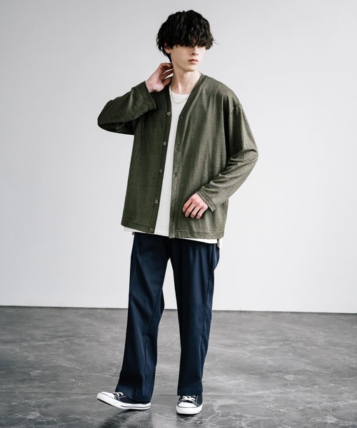 Audience(オーディエンス)の「Upscape Audience アップスケープオーディエンス 日本製 国産PREMIERE LINEN プレミアリネン 天竺 Vネックカーディガン AUD7259(カーディガン/ボレロ・メンズ・ネイビー/オートミール/ブラック/オリーブ・L/M/XL)」の15枚目の写真
