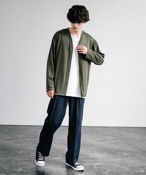 Audience(オーディエンス)の「Upscape Audience アップスケープオーディエンス 日本製 国産PREMIERE LINEN プレミアリネン 天竺 Vネックカーディガン AUD7259(カーディガン/ボレロ・メンズ・ネイビー/オートミール/ブラック/オリーブ・L/M/XL)」の16枚目の写真