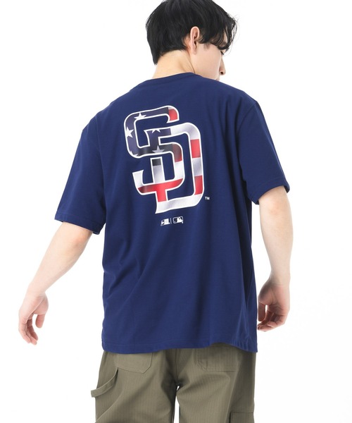 [New Era]★25SS★韓国人気★MLB FELT POCKET T-SHIRTS セール】ニューエラ 韓国企画 半袖Tシャツ MLBインデペンデンス