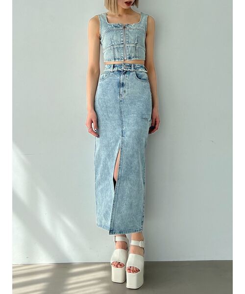 EMODA（エモダ）の「サイドカットデニムスカート（デニムスカート・レディース・グレー/ライトブルー/ブラック・SMALL/MEDIUM）」の17枚目の写真