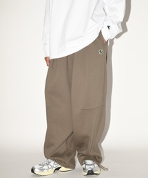 ワイドタックスウェットパンツ/Wide tuck sweat trousers(ユニセックス)