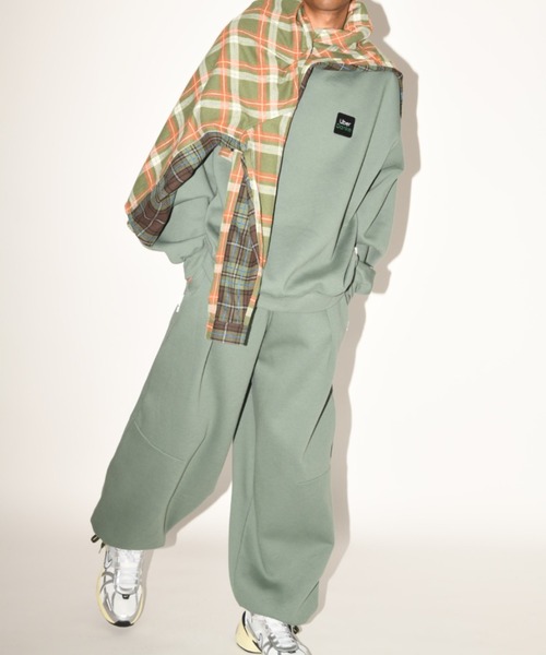 SUPERTHANKS(スーパーサンクス)の「ワイドタックスウェットパンツ/Wide tuck sweat trousers(ユニセックス)(スウェットパンツ・メンズ・アッシュグレー/オリーブ/ブラック/グリーン系その他・L/M/S)」の5枚目の写真